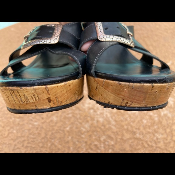 Beautiful Brighton Arbor Corkscrew Wedge Slides! - Picture 9 of 12